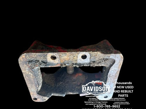 International Farmall 444 IH tractor frontend front axle carrier mount bracket