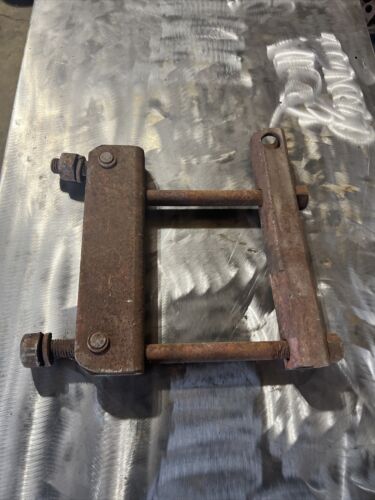 FARMALL H TRACTOR DRAWBAR BRACKET