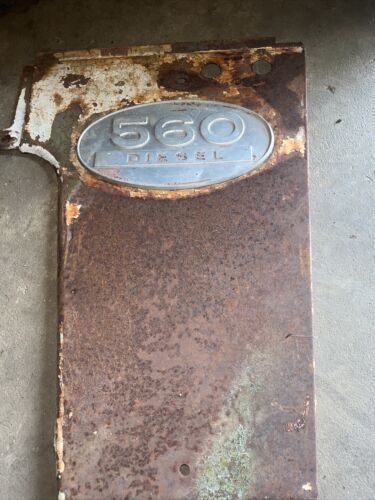 Farmall 560 IH tractor front radiator side hood cover panel w/ emblem RIGHT