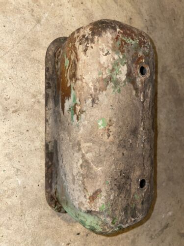 JOHN DEERE B TRACTOR VALVE COVER late model B JD part