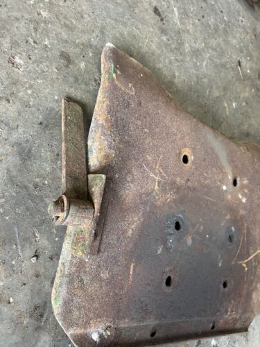 John Deere Styled B Floor Pan With Brake Locks  Antique Tractor