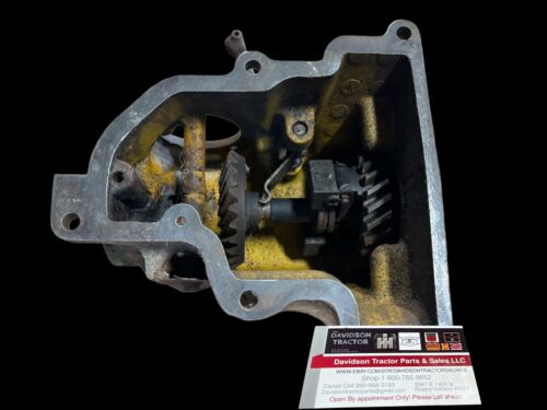 1948 John Deere B Tractor B2630R Complete governor housing w/ gears