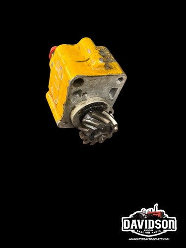 CUB LO BOY 154 184 185 INTERNATIONAL IH 547135R91 HYDRAULIC PUMP 