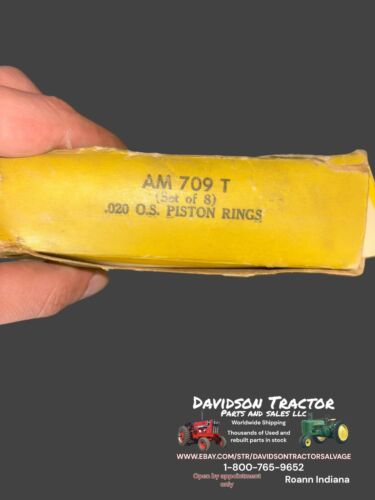 Genuine John Deere AM709T RING SET 8PC New Old Stock