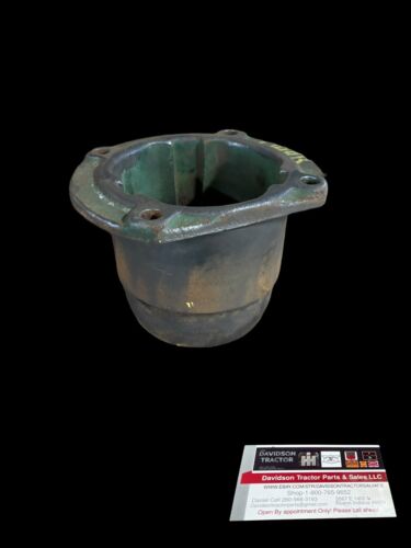 D49R Unstyled D John Deere Bearing Quill Antique Tractor