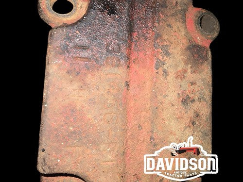 Farmall IH 230 240 300 350 400 450 Hydraulic Spool End Cover 361456R1