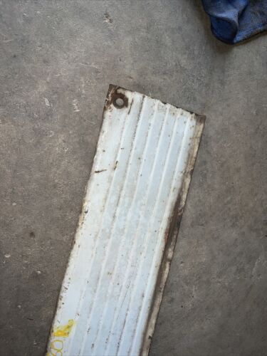 IH FARMALL 560 TRACTOR RIGHT ENGINE SIDE PANEL