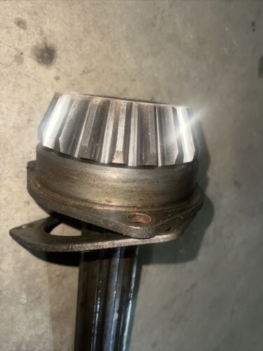 57270-DA IHC Farmall M Main Transmission Shaft/Pinion Antique Tractor