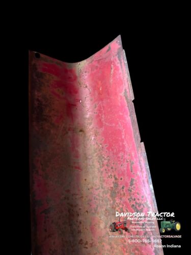 IH FARMALL 460, 560 RIGHT BATTERY COVER  OEM IHC Part Right Side Cover