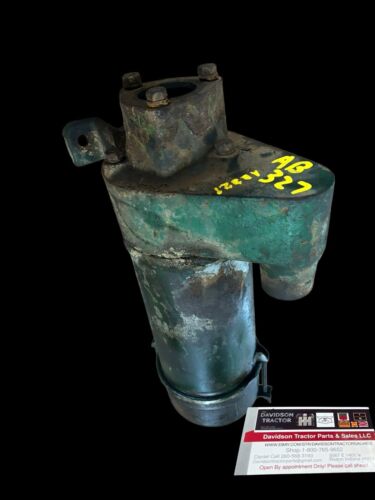John Deere unstyled US B air cleaner top casting AB327R AB327