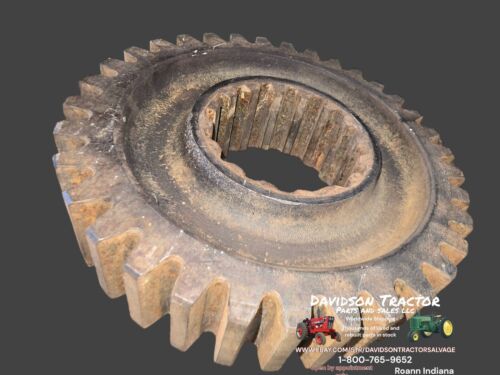 John Deere R countershaft first gear transmission R82R    Antique Tractor