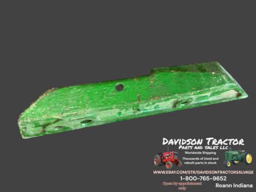 John Deere 2010 Tractor ORIGINAL JD 3pt hitch Right sway block T13346T
