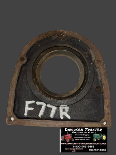 USED JOHN DEERE G TRACTOR CRANKSHAFT MAIN BEARING OIL SLINGER CAP COVER F77R