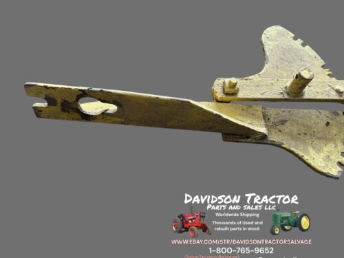 John Deere A B G Tractor JD cultivator implement Left hand lift bracket w/ mount