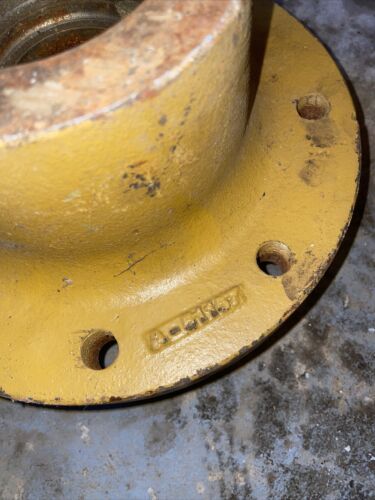 A51157 A39144 FRONT HUB CASE 970 1070 1170 1175 1896 2094 2096 2290 2294 580CK