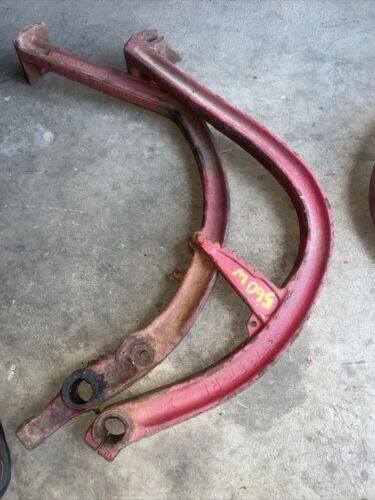 IH 560 Wheetland Clutch/Brake Pedals w/rod Antique Tractor