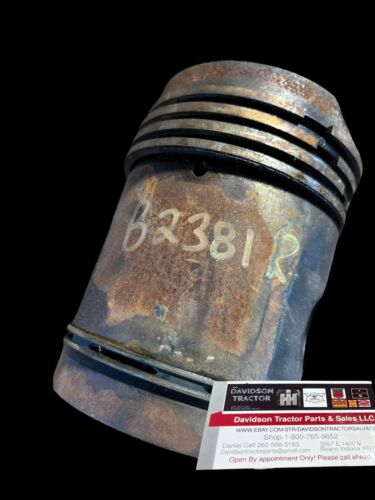 John Deere B B2381R JD Tractor engine motor piston Antique Tractor