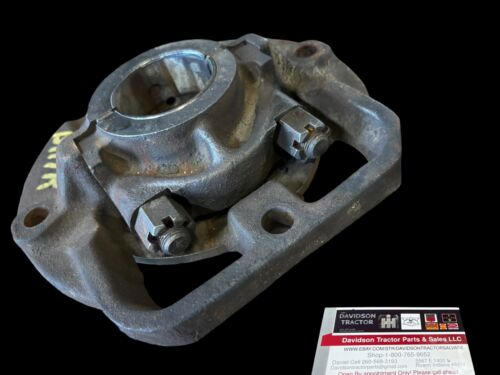 JOHN DEERE B124R / B117R MAIN BEARING WITH CAP LH HOUSING