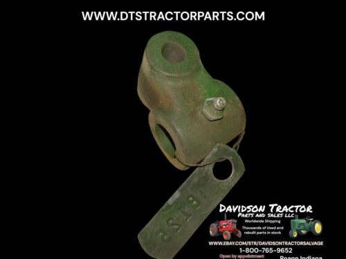 New Old Stock NOS B1101R John Deere Steering Support