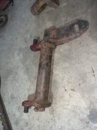 Farmall 460 tractor IH fast hitch fasthitch bottom sway strap holder bracket
