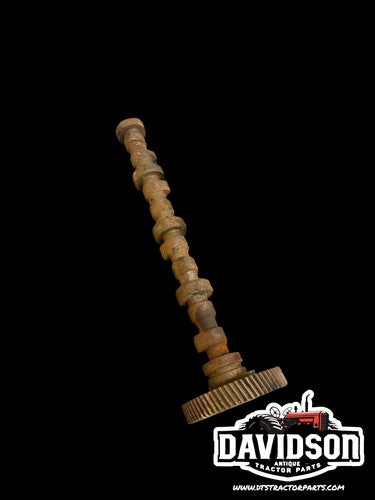 International IH 544 3514 Tractor Camshaft D239