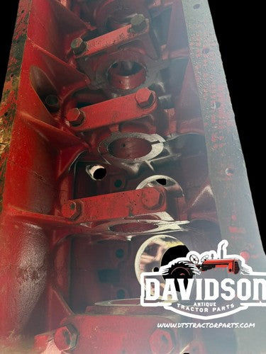 A58513 Case 1070 Tractor Engine Block 451 Case Good Used Bare Block