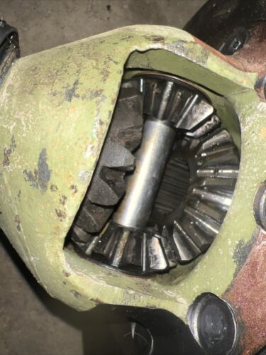 1964 John Deere 2010  farm tractor ring gear differential assembly  T12995T