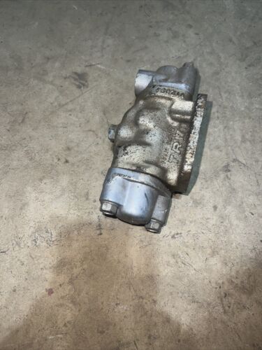 Farmall International IH tractor Ross hydraulic flow valve V12999