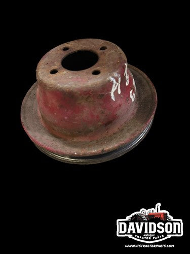 IH Farmall 240 C-123 Fan Pulley Assembly Antique Tractor