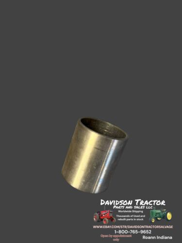Genuine John Deere F152R Bushing New Old Stock