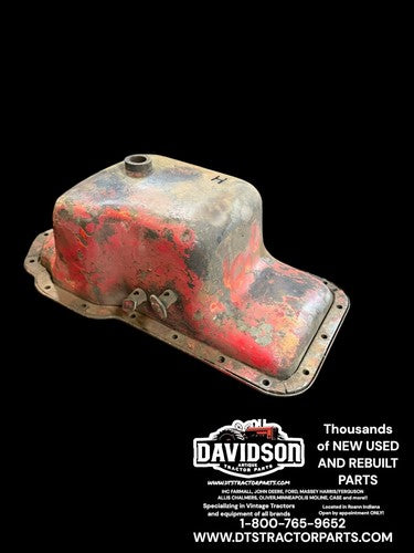 IHC Farmall H Oil Pan Antique Tractor Nice One!