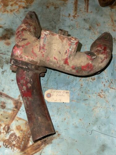 IH 444 B-414 Diesel air intake