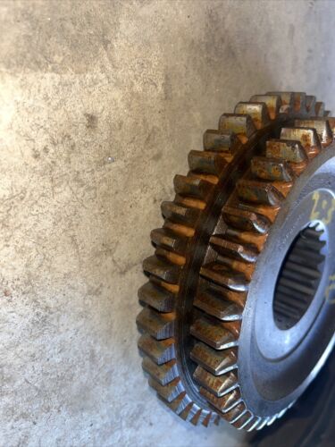 Farmall IH 2nd 3rd drive gear Tractor 360564R1 330 340 504