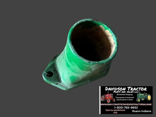 John Deere B Lower water casting B1798R