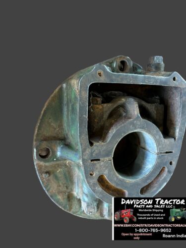 USED JOHN DEERE A TRACTOR L.H. MAIN BEARING HOUSING  A2885R