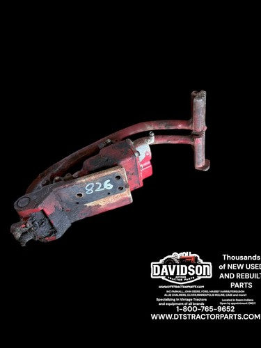 IH Farmall 826 Good Working Brake Valve Assembly W/mounting Bracket And Pedals