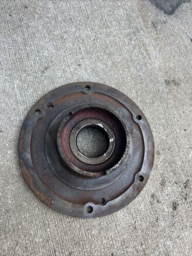 Farmall Super M 450 400 Rowcrop Tractor IH inner brake housing