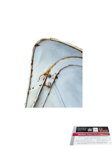 Ford 8N Tractor Is Right Fender Antique Tractor