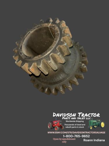 1941 John Deere A  Transmission Idler Gear A2312R    Antique Tractor