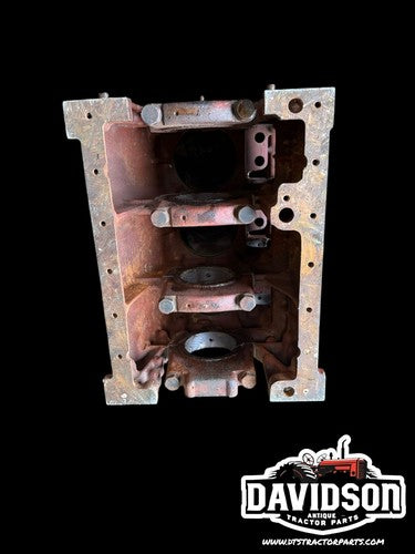 IH INTERNATIONAL 484 DIESEL BLOCK D179 GOOD USED BLOCK 3055001R3