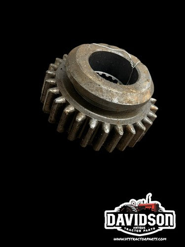 Ford 3415 4th And 3rd Range Sliding Gear  27 Tooth SBA322341620