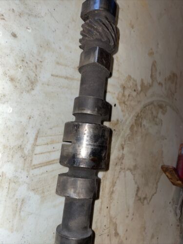 International Super M Camshaft W/O Gear 45955 D