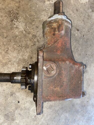 1939 or 1940 Farmall B tractor IH PTO Power Take Off drive shaft belt p assembly