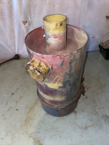 International Harvester 616 Cotton picker Air cleaner