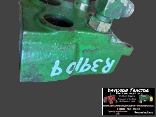 John Deere RH Breakaway Coupler R39109
