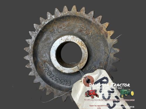 Genuine Used John Deere Countershaft Gear R33793 R33793R 2510 2520 3020 500 500C