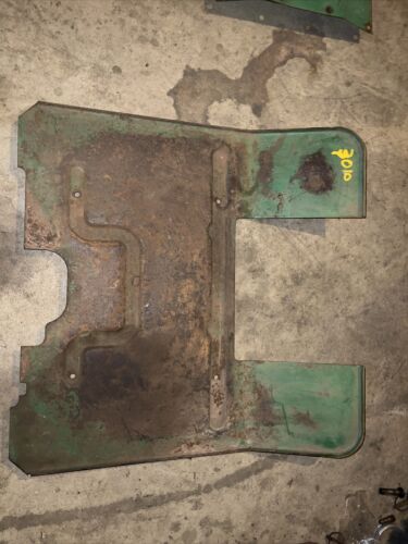 John Deere 3010 Diesel Floor Platform