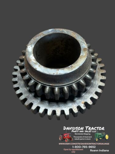 M1752T DM4268T JOHN DEERE 40 420 430 GEAR NEW OLD STOCK GENUINE JOHN DEERE