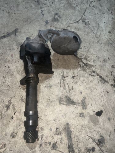 FARMALL 300 ENGINE OIL PUMP Antique Tractor