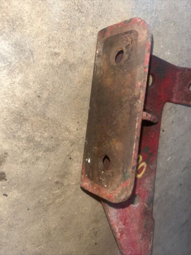 IH Farmall 300 Utility Rear Gas Tank Mounting Bracket Antique Tractor